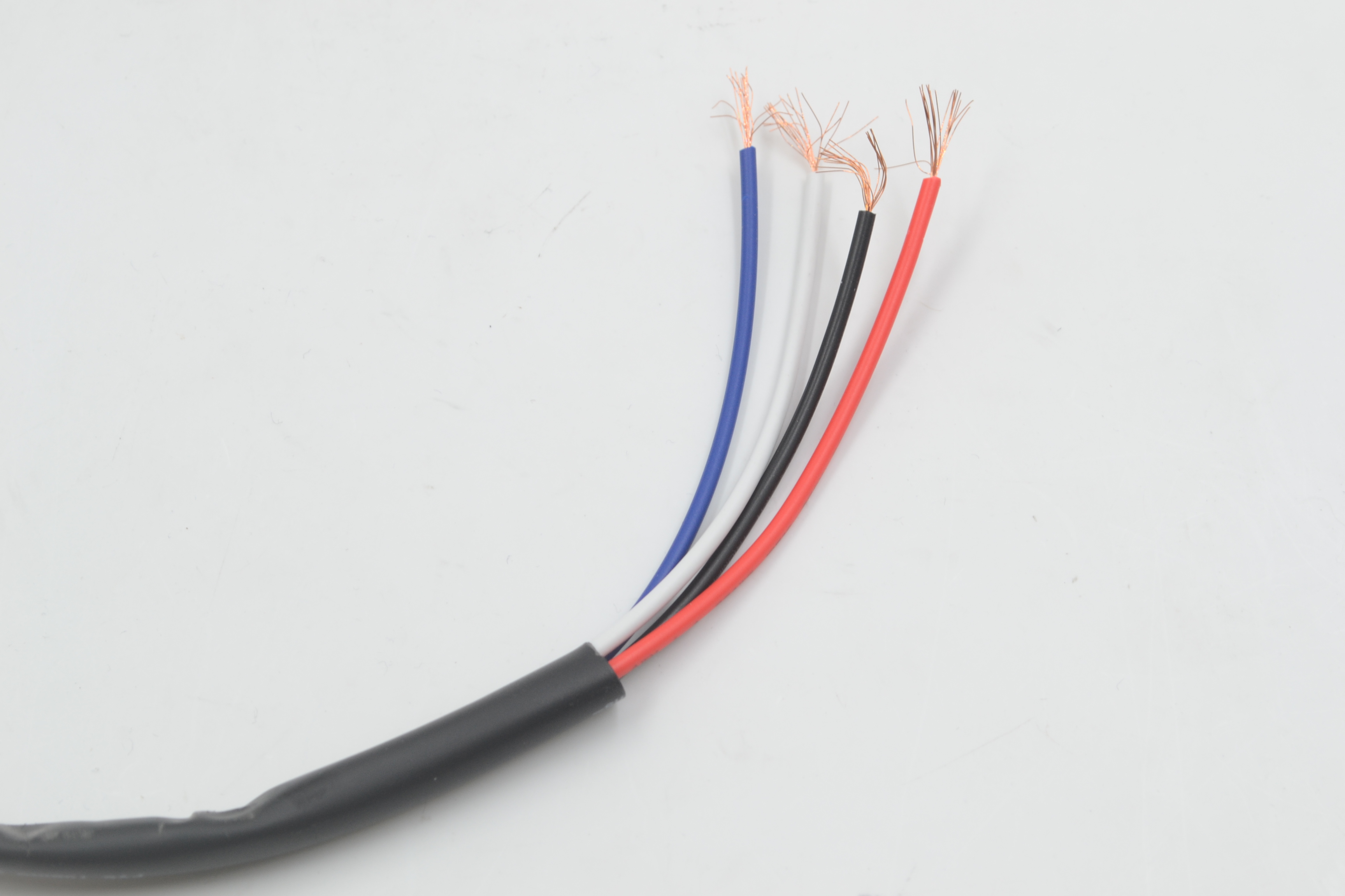 Cuatro cables del motor de campana extractora YK-8425-90