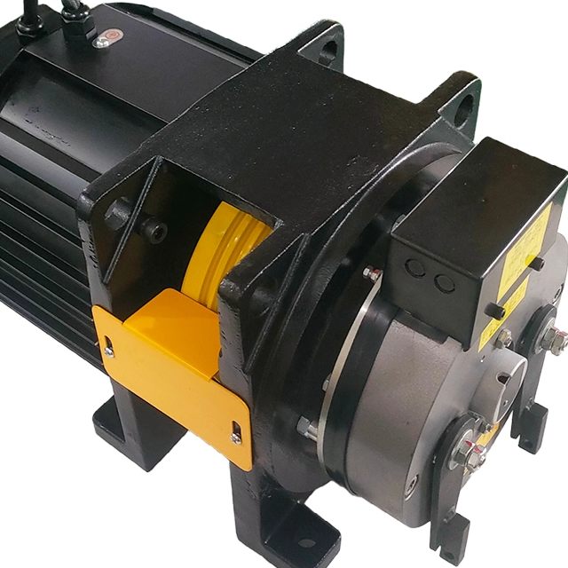 M&aacute;quina de tracci&oacute;n sin engranaje de ascensor