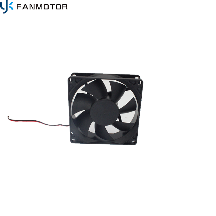 12v / 24v 8025 80 * 80 * 25 mm DC Mini ventilador de flujo axial de enfriamiento